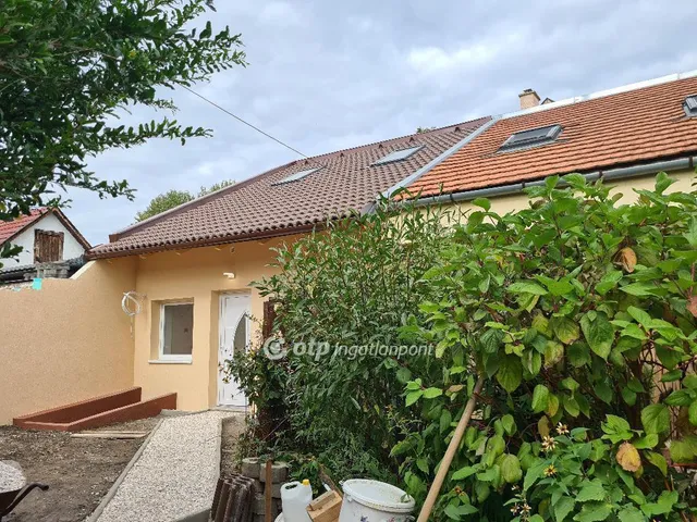 Eladó lakás Budapest III. kerület, Csillaghegy 45 nm