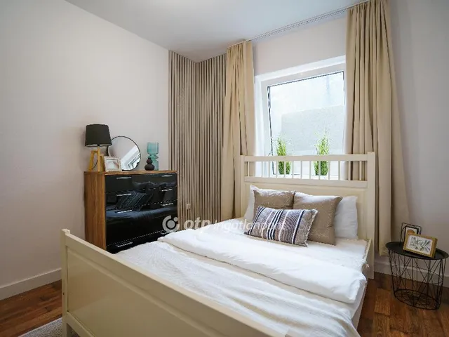 Kiadó ház Budapest III. kerület, Ürömhegy 145 nm