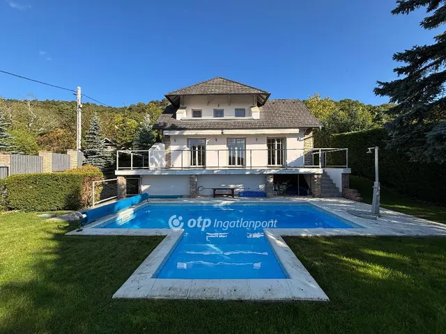 Kiadó ház Nagykovácsi 280 nm