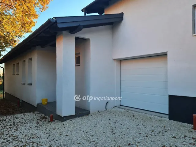 Eladó ház Érd 130 nm