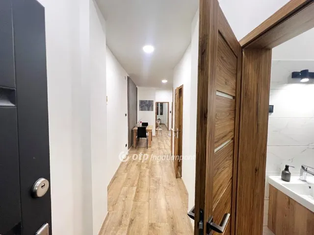 Eladó lakás Budapest VI. kerület 62 nm