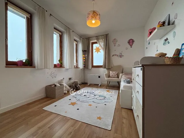 Eladó ház Piliscsaba 226 nm