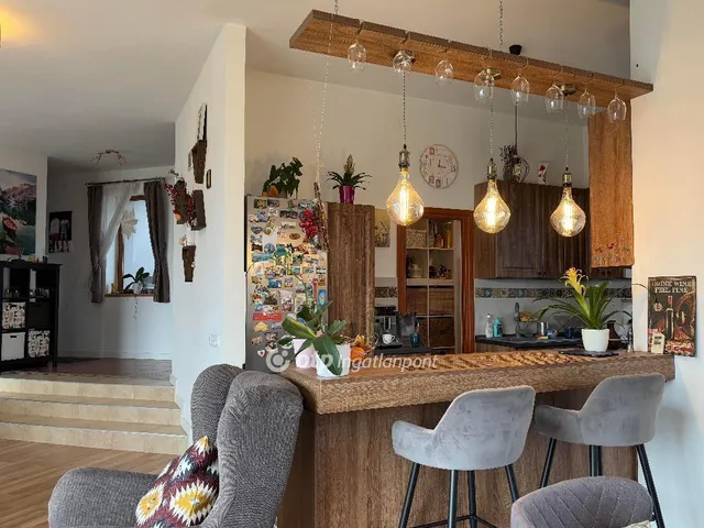 Eladó ház Piliscsaba 226 nm