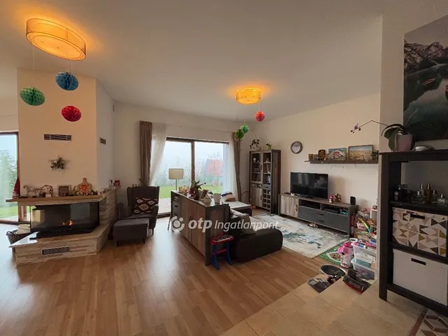 Eladó ház Piliscsaba 226 nm