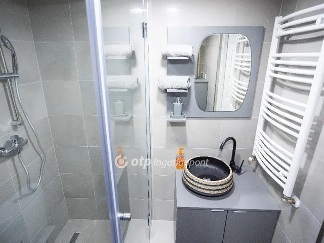 Eladó lakás Budapest V. kerület 52 nm