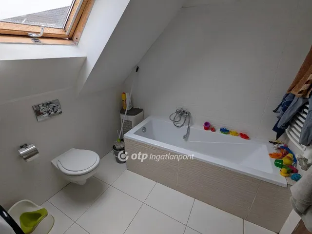 Eladó ház Vác 98 nm