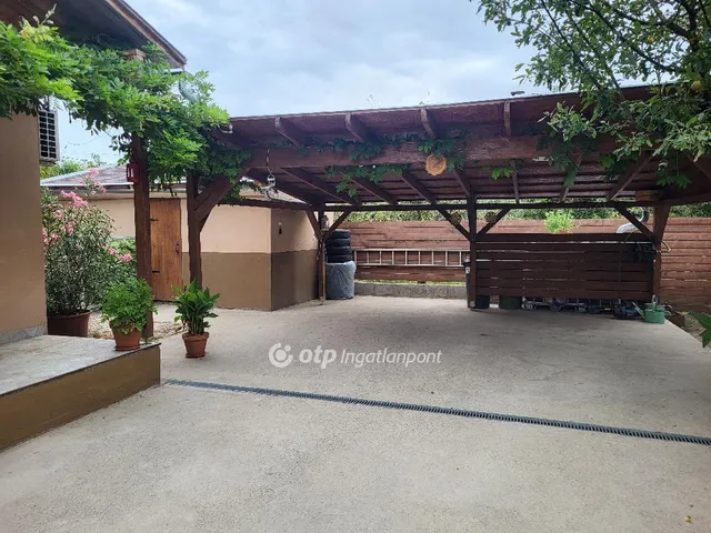 Eladó ház Vecsés 121 nm