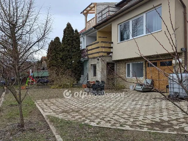 Eladó ház Göd 165 nm