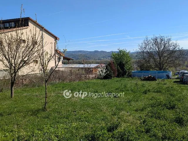 Eladó telek Szob 5510 nm