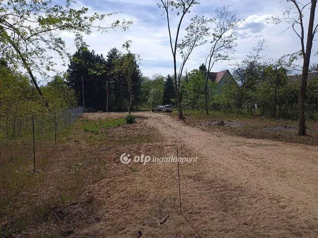 Eladó telek Gödöllő 1095 nm