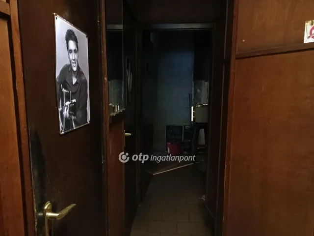 Eladó kereskedelmi és ipari ingatlan Budapest III. kerület 47 nm