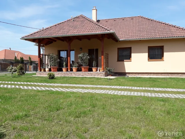 Eladó ház Zalacsány 88 nm