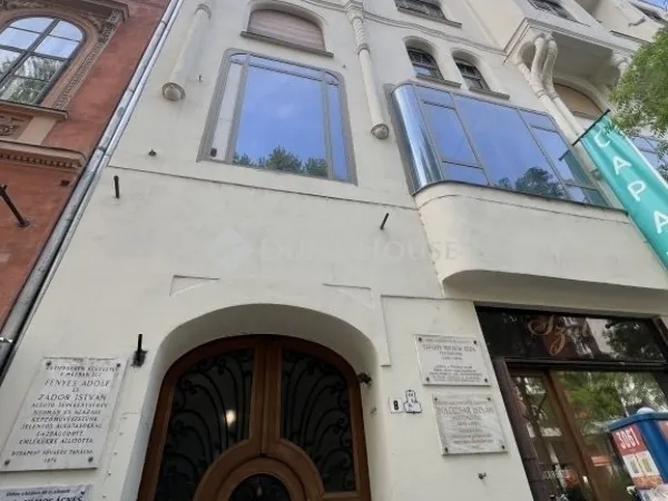 Eladó lakás Budapest VI. kerület 63 nm