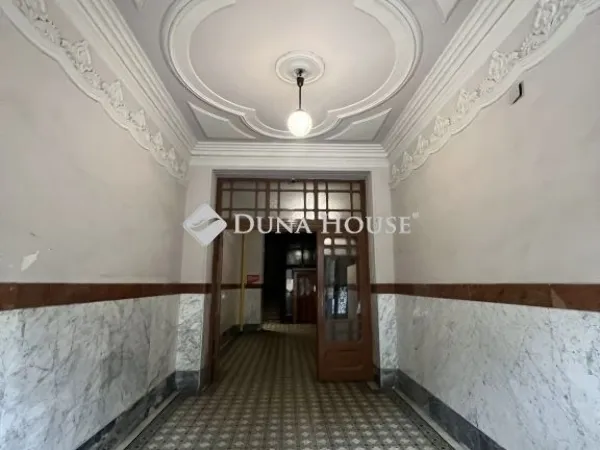 Eladó lakás Budapest VI. kerület 87 nm
