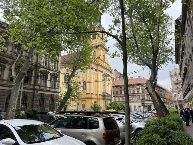 Eladó lakás Budapest VI. kerület 87 nm