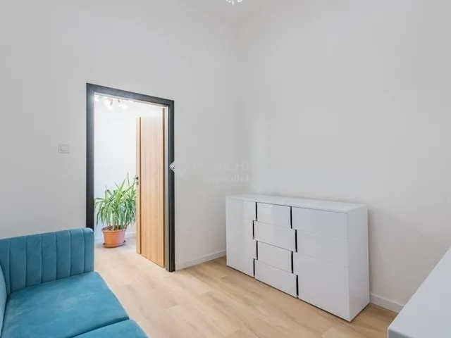 Eladó lakás Budapest VI. kerület 98 nm