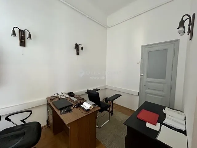 Eladó lakás Budapest VII. kerület 134 nm