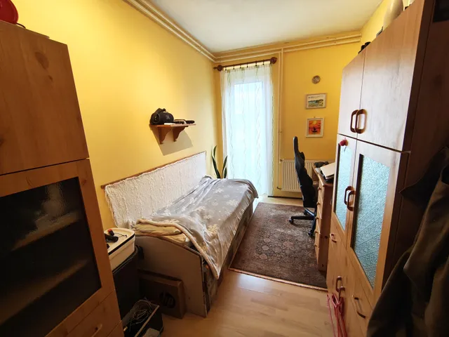 Eladó lakás Komárom 77 nm
