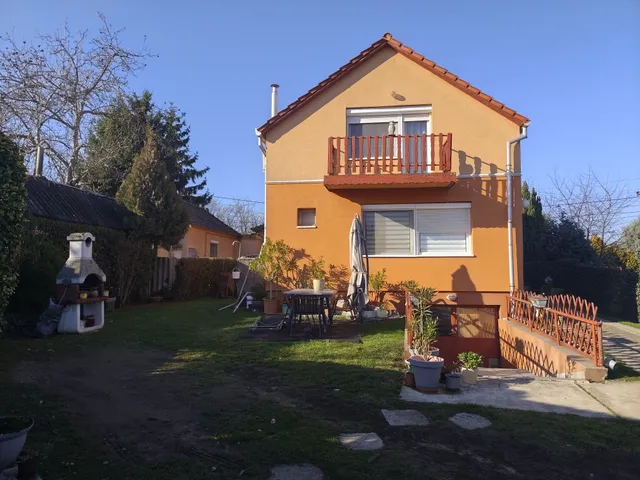 Eladó ház Komárom, Koppánymonostor 117 nm