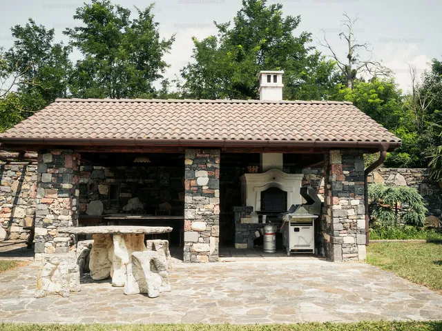 Eladó ház Oroszi 400 nm