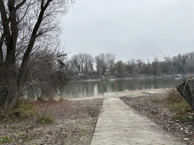 Eladó ház Szigetmonostor, Horány 83 nm