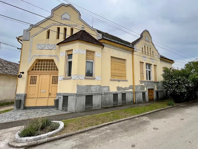 Eladó ház Nagykőrös 320 nm