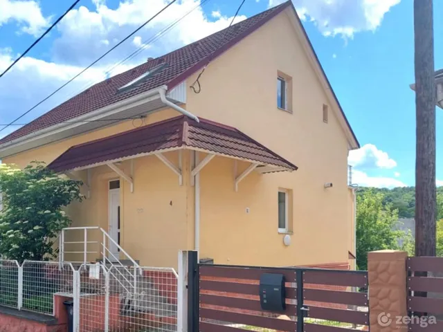 Eladó ház Salgótarján, Béketelep, Béke krt 130 nm