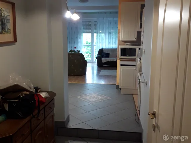 Eladó ház Salgótarján, Béketelep, Béke krt 130 nm