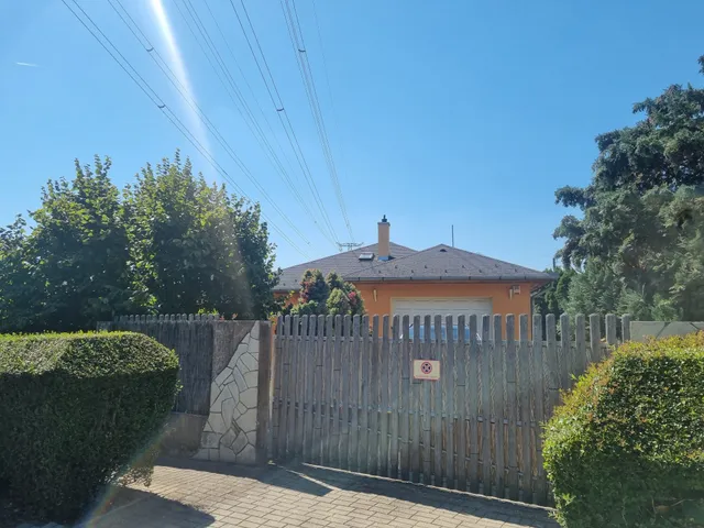 Eladó ház Budapest XXII. kerület, Budatétény, Karéj 151 nm