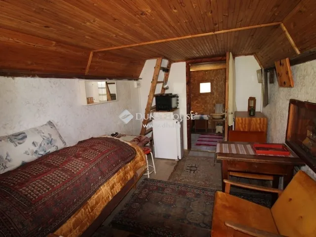 Eladó telek Budakeszi 724 nm