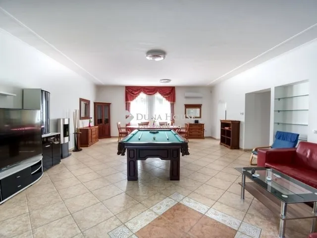 Eladó ház Budakeszi 340 nm