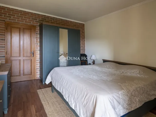 Eladó ház Budajenő 216 nm