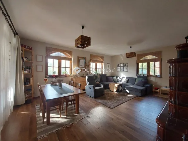 Eladó ház Székesfehérvár 216 nm