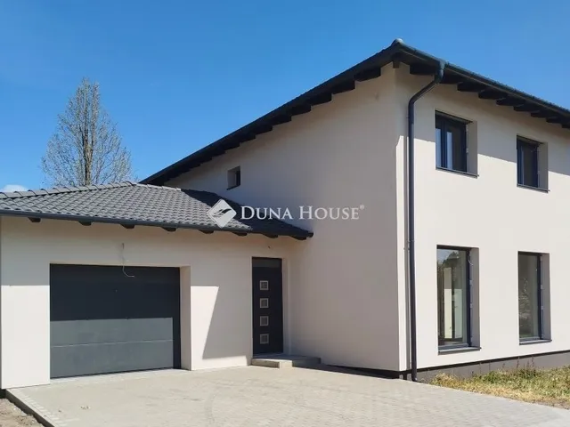 Eladó ház Székesfehérvár 137 nm
