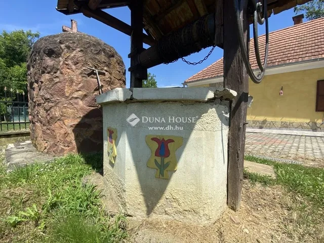 Eladó ház Olaszfa 250 nm