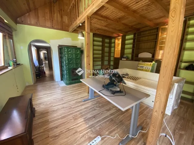 Eladó ház Olaszfa 250 nm
