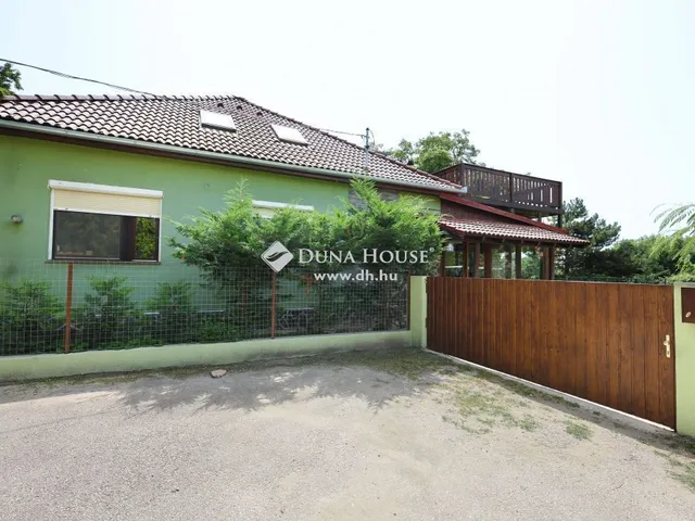 Eladó ház Tököl 186 nm