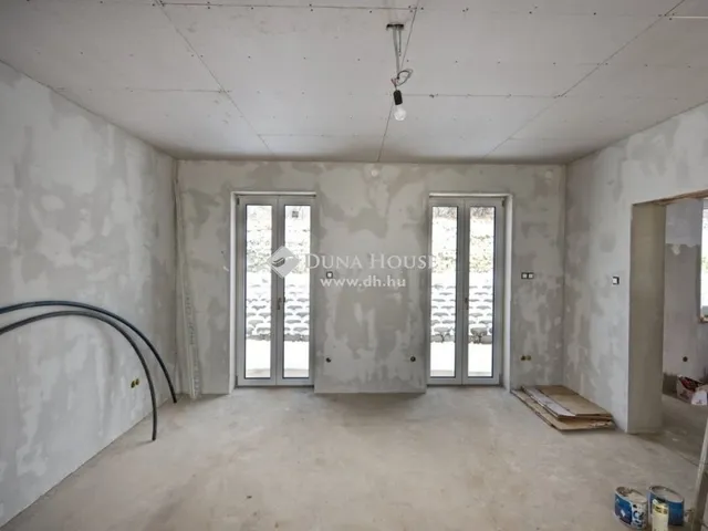 Eladó ház Pilisborosjenő 200 nm
