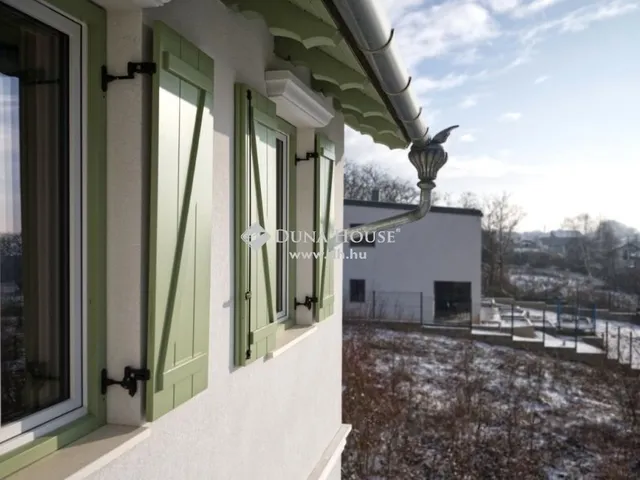 Eladó ház Pilisborosjenő 200 nm