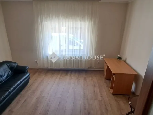 Eladó ház Budaörs 196 nm