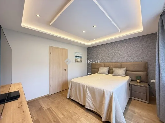 Eladó lakás Budapest III. kerület 73 nm