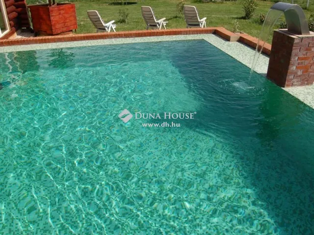 Eladó kereskedelmi és ipari ingatlan Mezőpeterd 764 nm