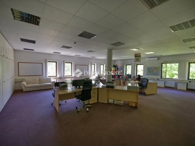 Eladó kereskedelmi és ipari ingatlan Alsónémedi 3700 nm