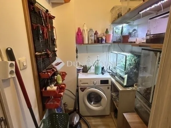 Eladó lakás Budapest III. kerület 52 nm