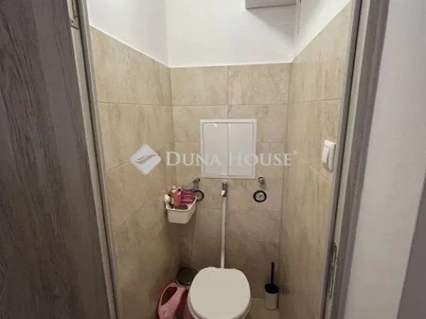 Eladó lakás Budapest III. kerület 52 nm