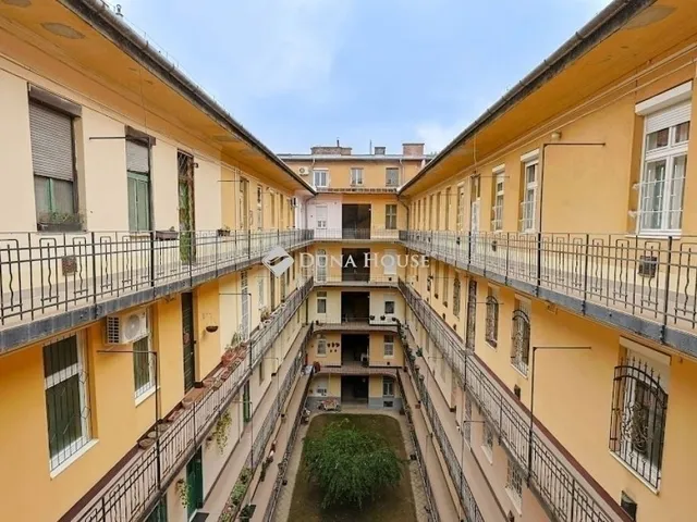 Eladó lakás Budapest VIII. kerület 70 nm