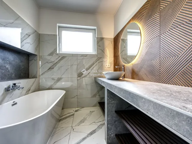 Eladó ház Herceghalom 189 nm