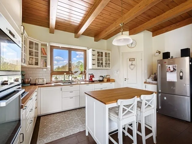 Eladó ház Pusztazámor 287 nm