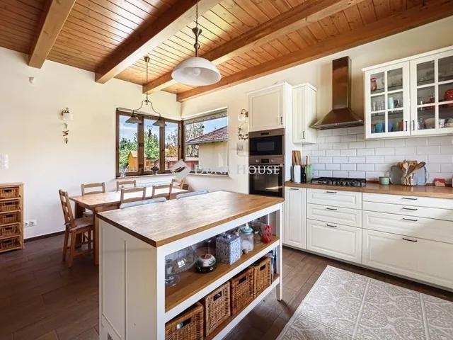 Eladó ház Pusztazámor 287 nm