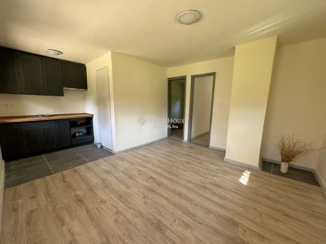 Eladó ház Budakeszi 45 nm